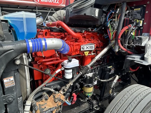 2024 Kenworth T880 - image 9