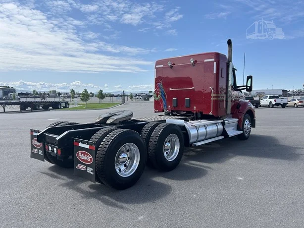 2024 Kenworth T880 - image 5