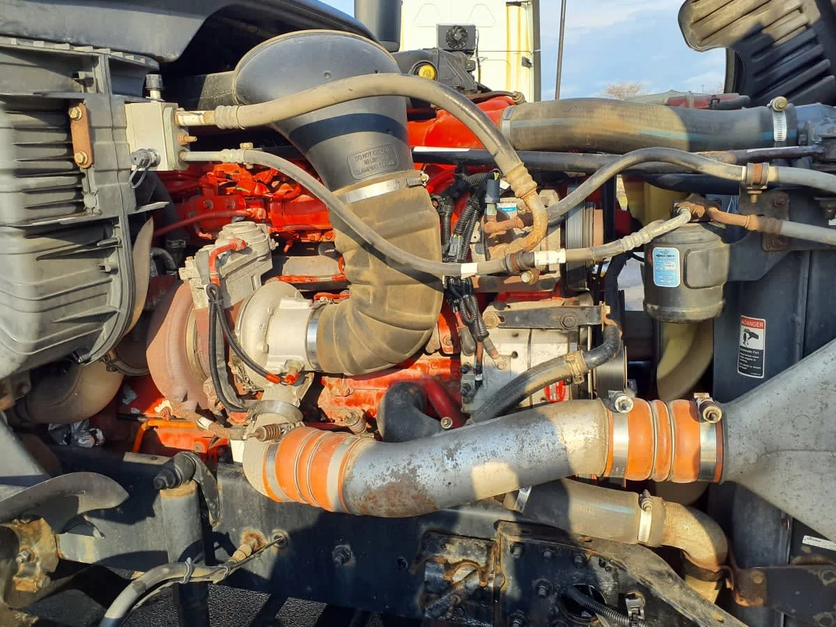 2017 Freightliner Cascadia - image 12