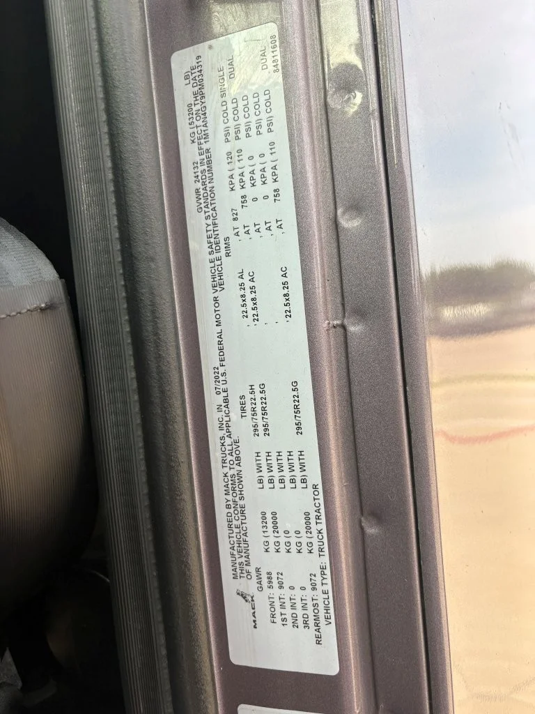 2023 Mack Anthem in TX — photo 41