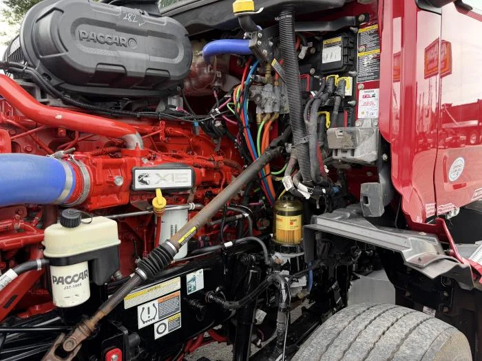 2022 Peterbilt 579 — photo 12