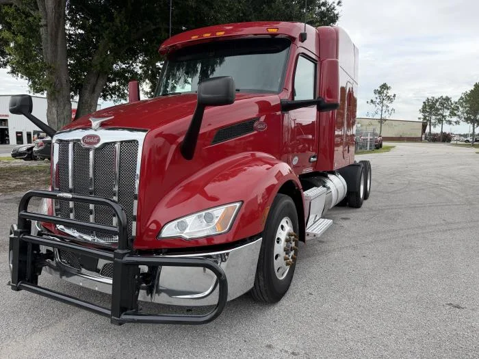 2022 Peterbilt 579 — photo 4