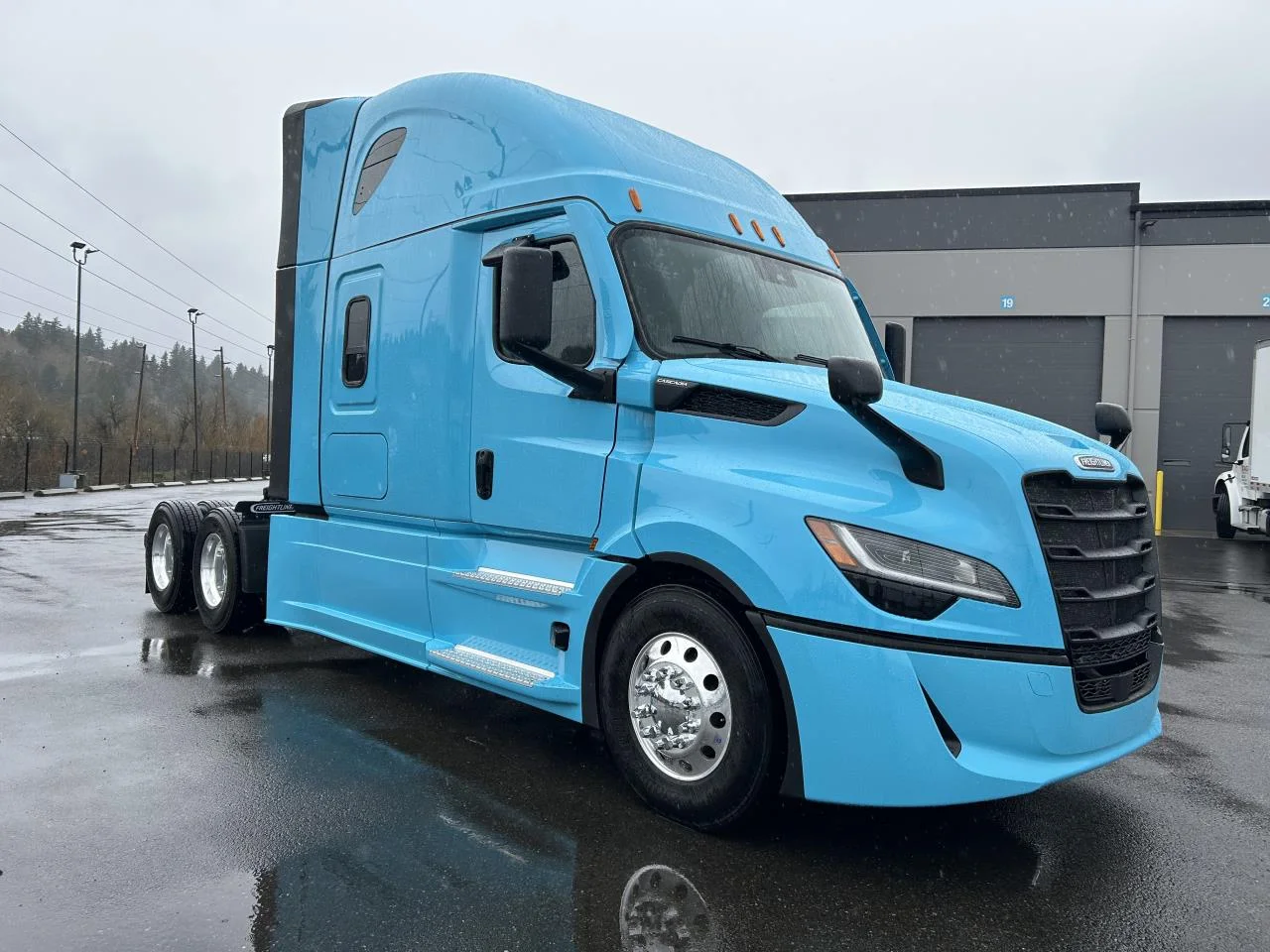 2027 Freightliner in Pacific, WA — photo 5
