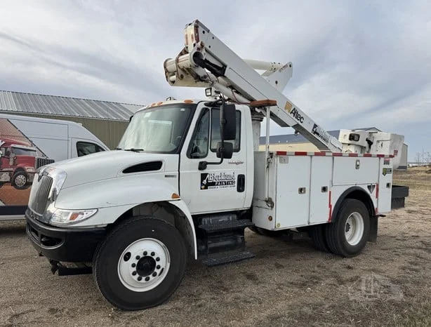2011 International 4300 in MN