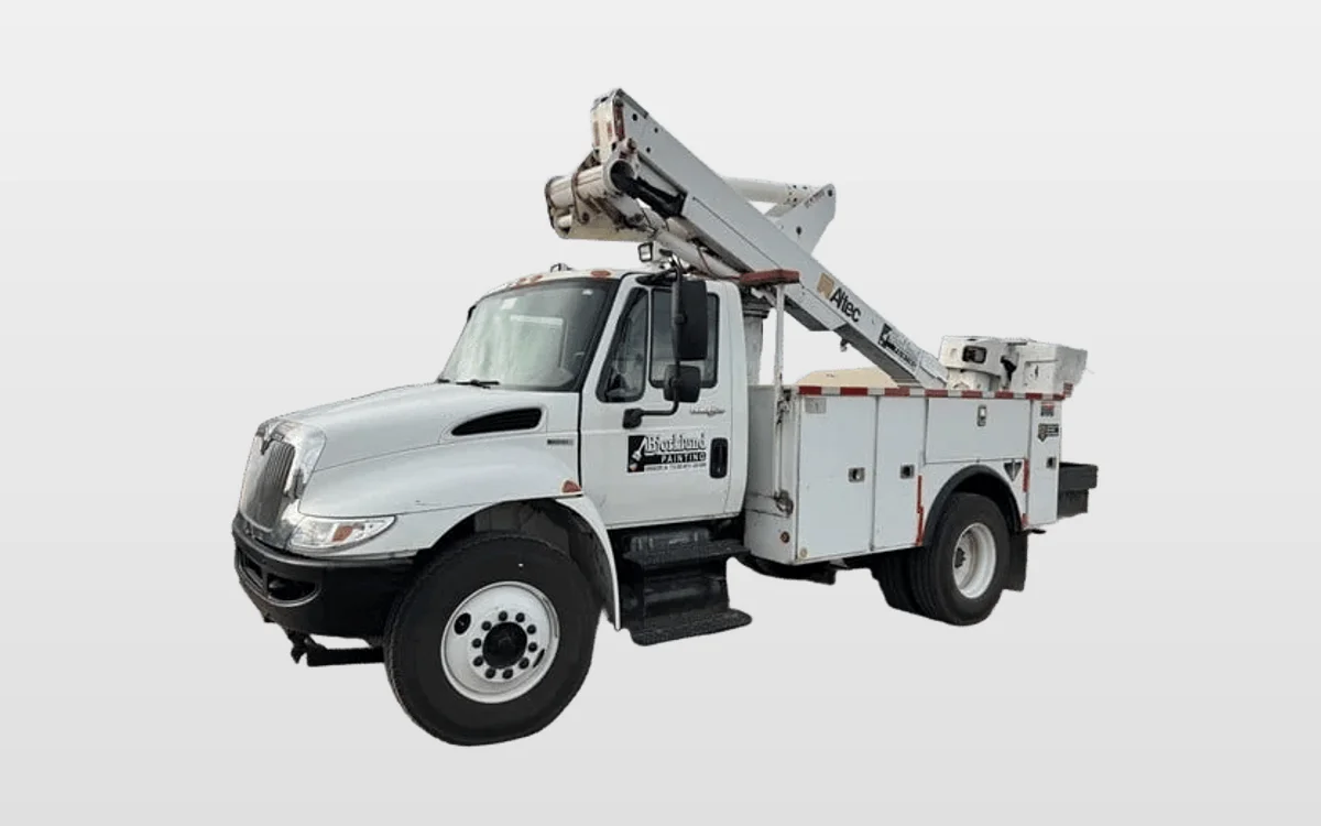 2011 International 4300 - image 1