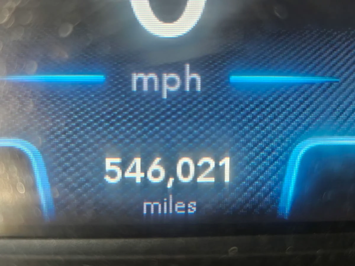 2020 International LT - image 10