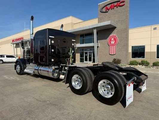 2027 Kenworth W900 in Omaha, NE — photo 7