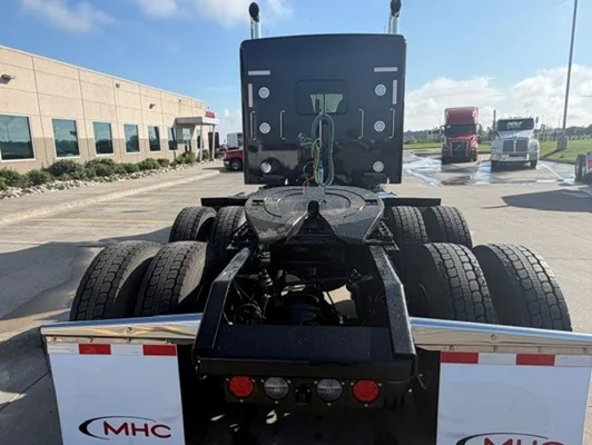 2027 Kenworth W900 in Omaha, NE — photo 4