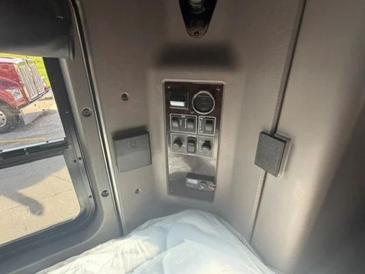 2027 Kenworth W900 in Omaha, NE — photo 15