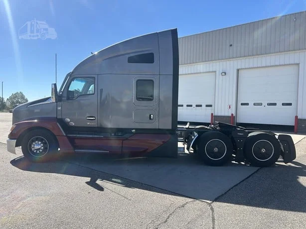 2025 Kenworth T680 in Cheyenne, WY — photo 6