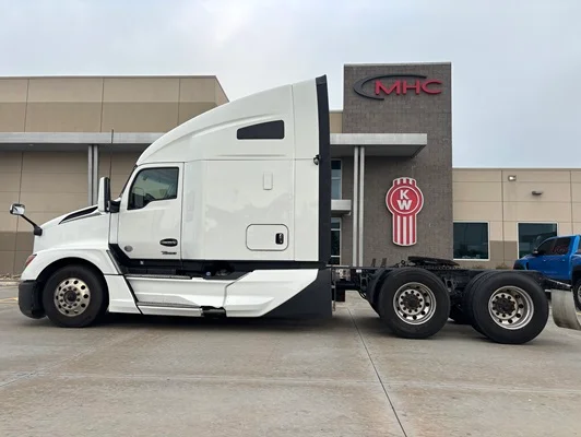 2022 Kenworth T680 in Omaha, NE — photo 10