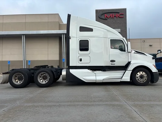 2022 Kenworth T680 in Omaha, NE — photo 7