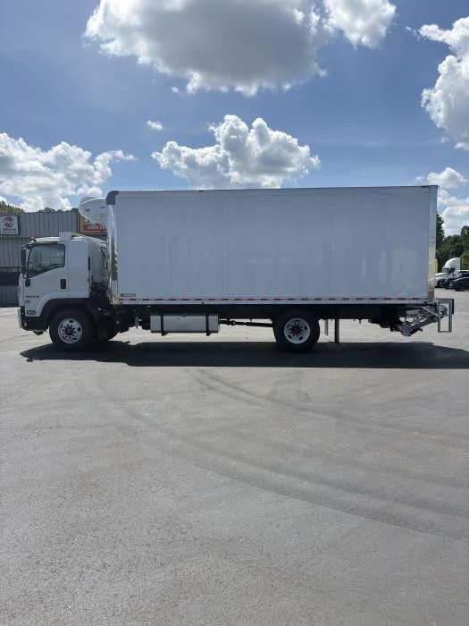 2026 Isuzu FTR — photo 3
