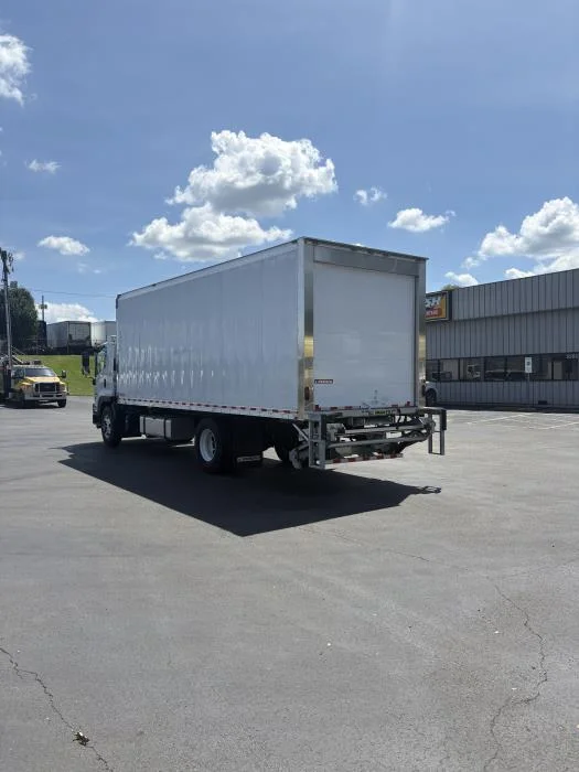 2026 Isuzu FTR — photo 4