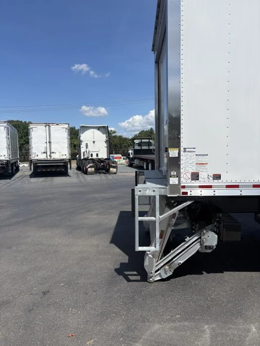 2026 Isuzu FTR — photo 17