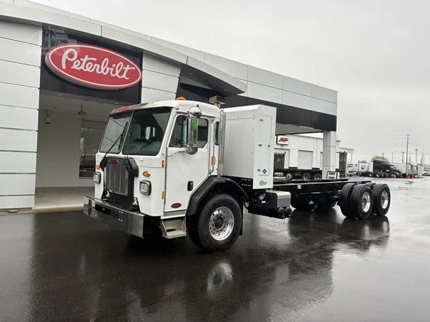 2024 Peterbilt 520 in Portland, OR