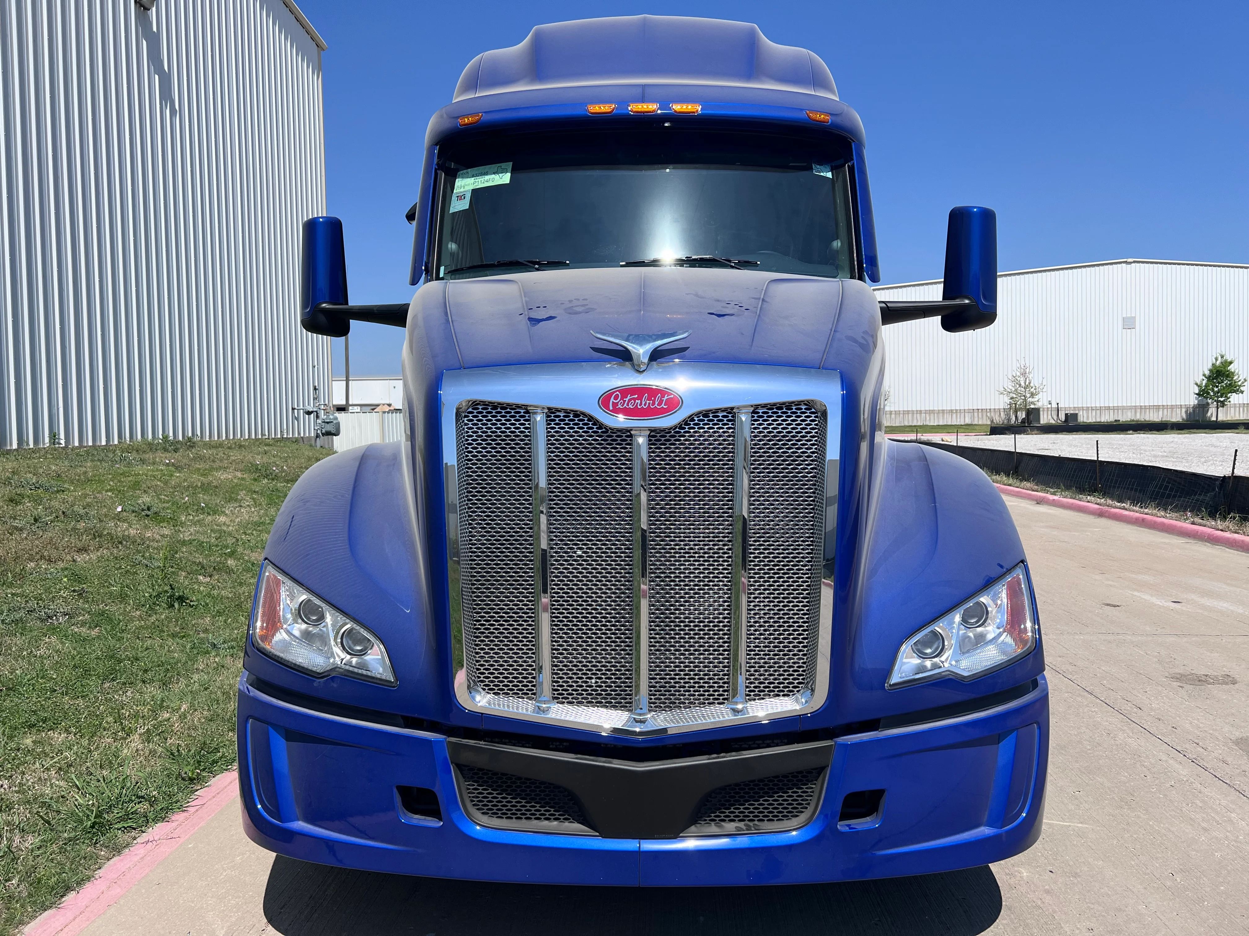 2027 Peterbilt 579 in Louisville, KY — photo 8