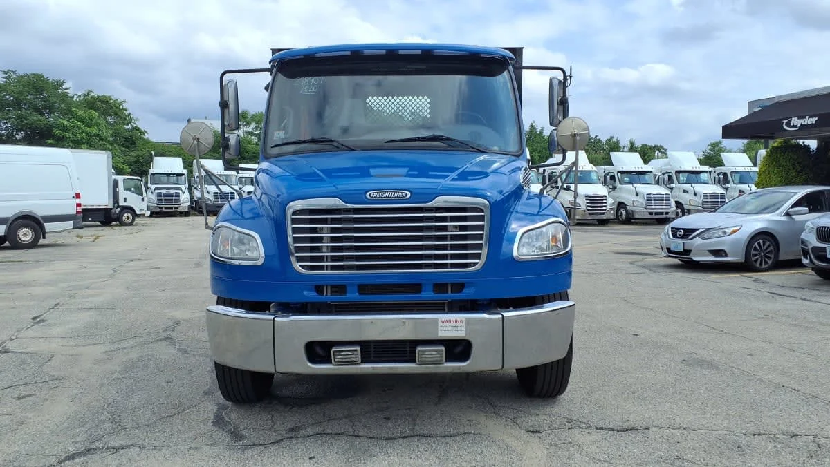 2020 Freightliner M2 106 in Warwick, RI — photo 2