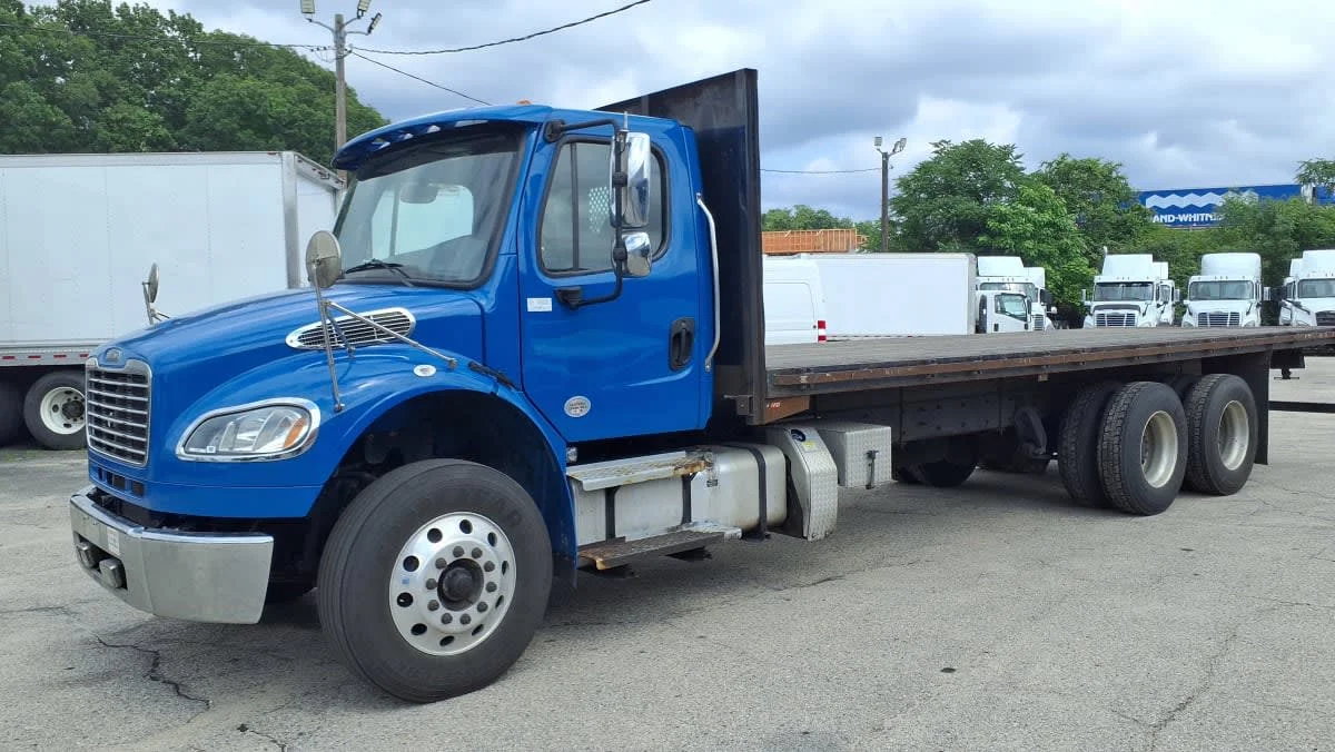 2020 Freightliner M2 106