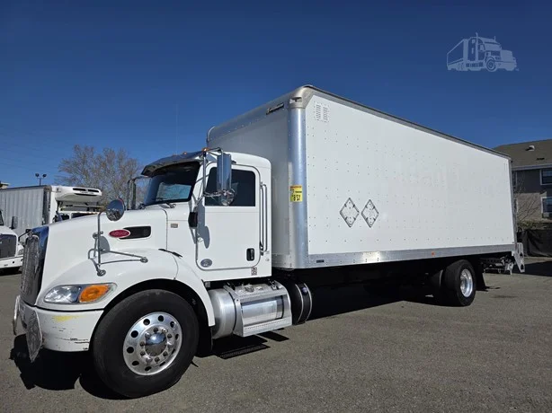 2020 PETERBILT 337