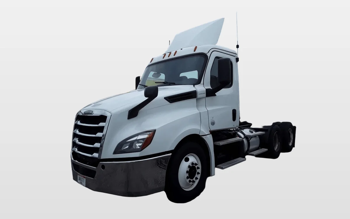 2019 Freightliner Cascadia - image 1