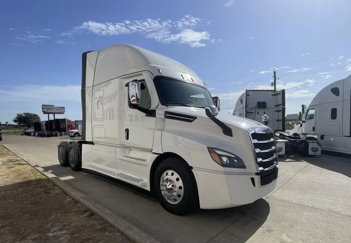 2026 Freightliner Cascadia