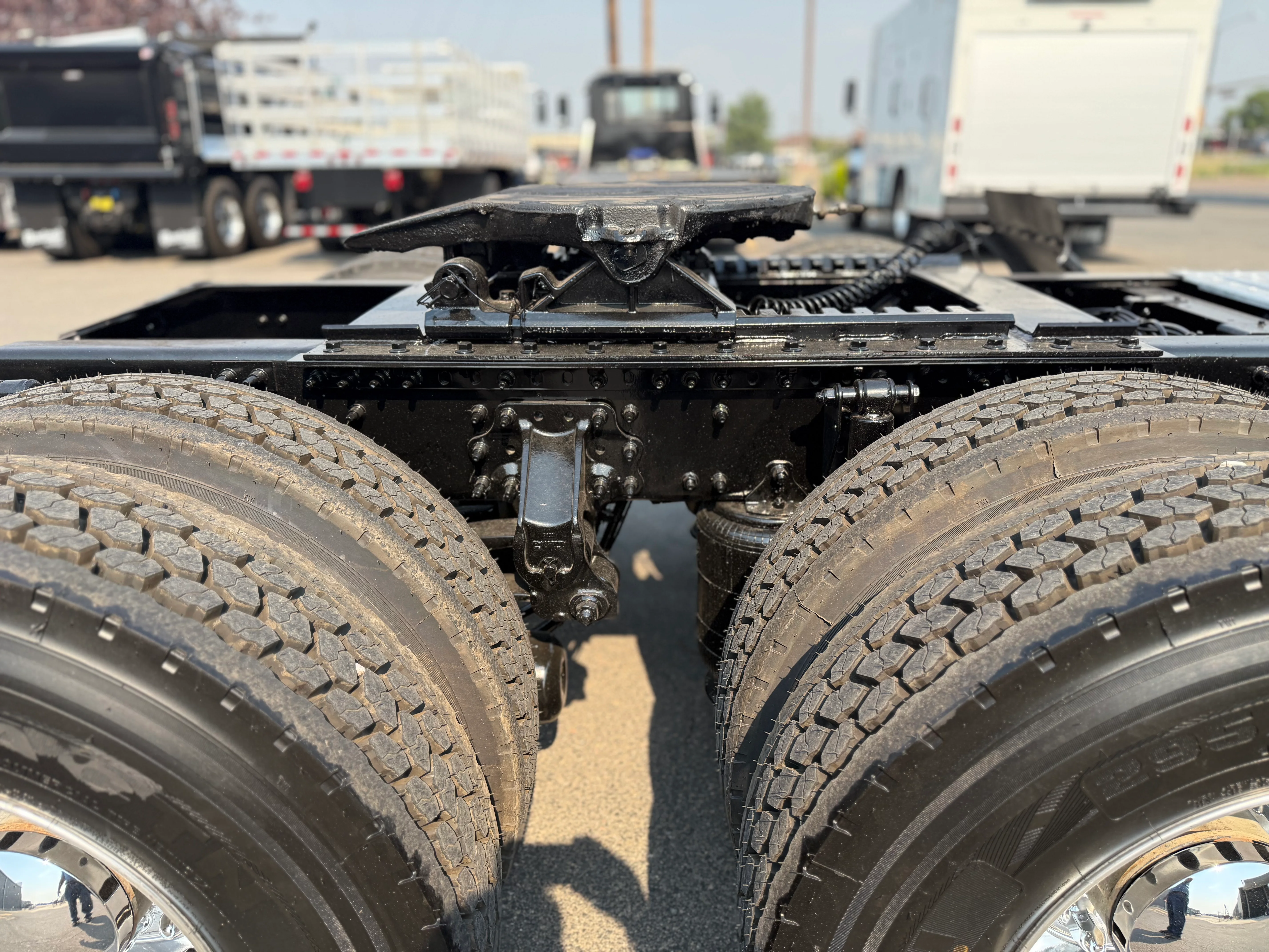 2025 Mack Anthem in Denver, CO — photo 19