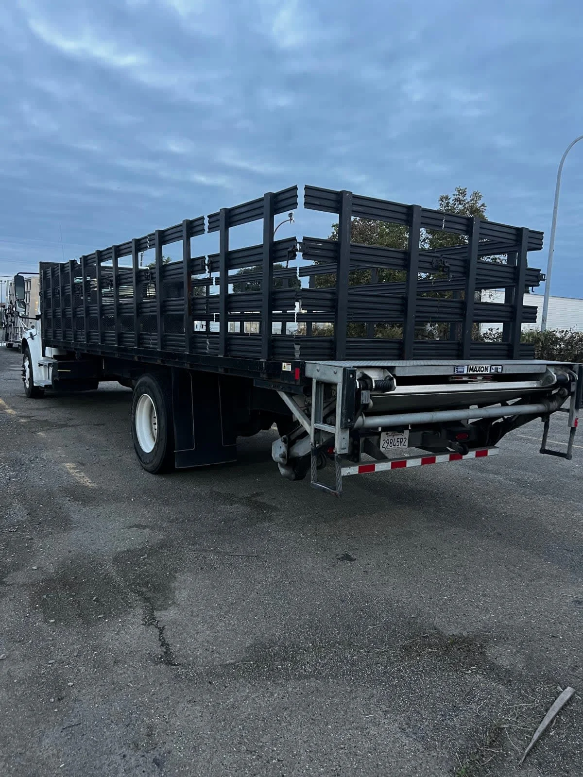 2019 Freightliner M2 106 in West Sacramento, CA — photo 4