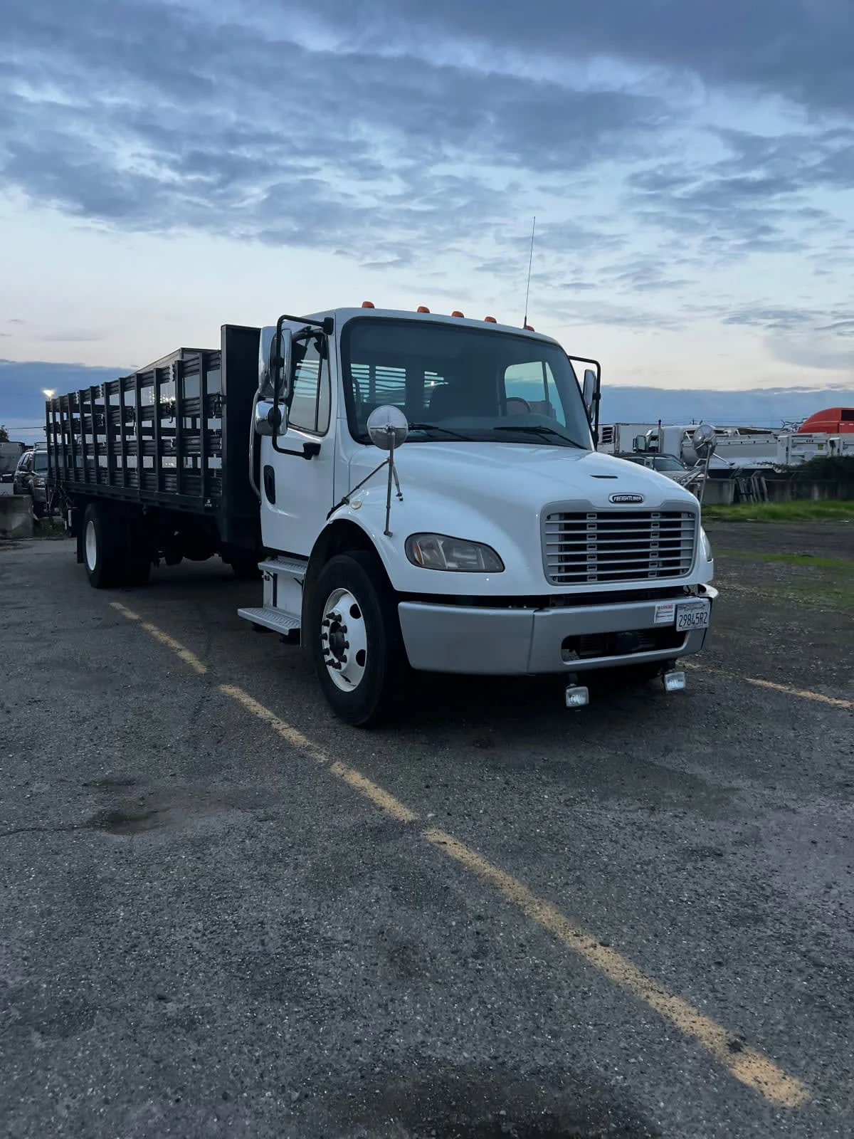 2019 Freightliner M2 106 in West Sacramento, CA — photo 3