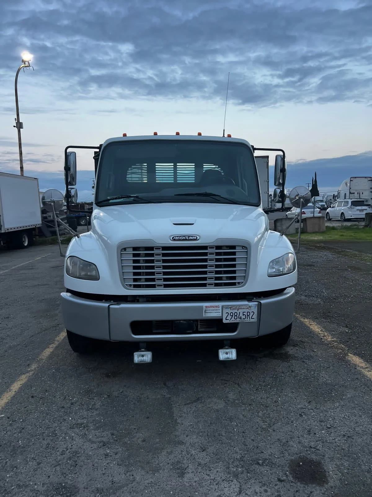 2019 Freightliner M2 106 in West Sacramento, CA — photo 2