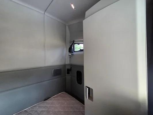 2020 Kenworth T680 in Cedar Rapids, IA — photo 27