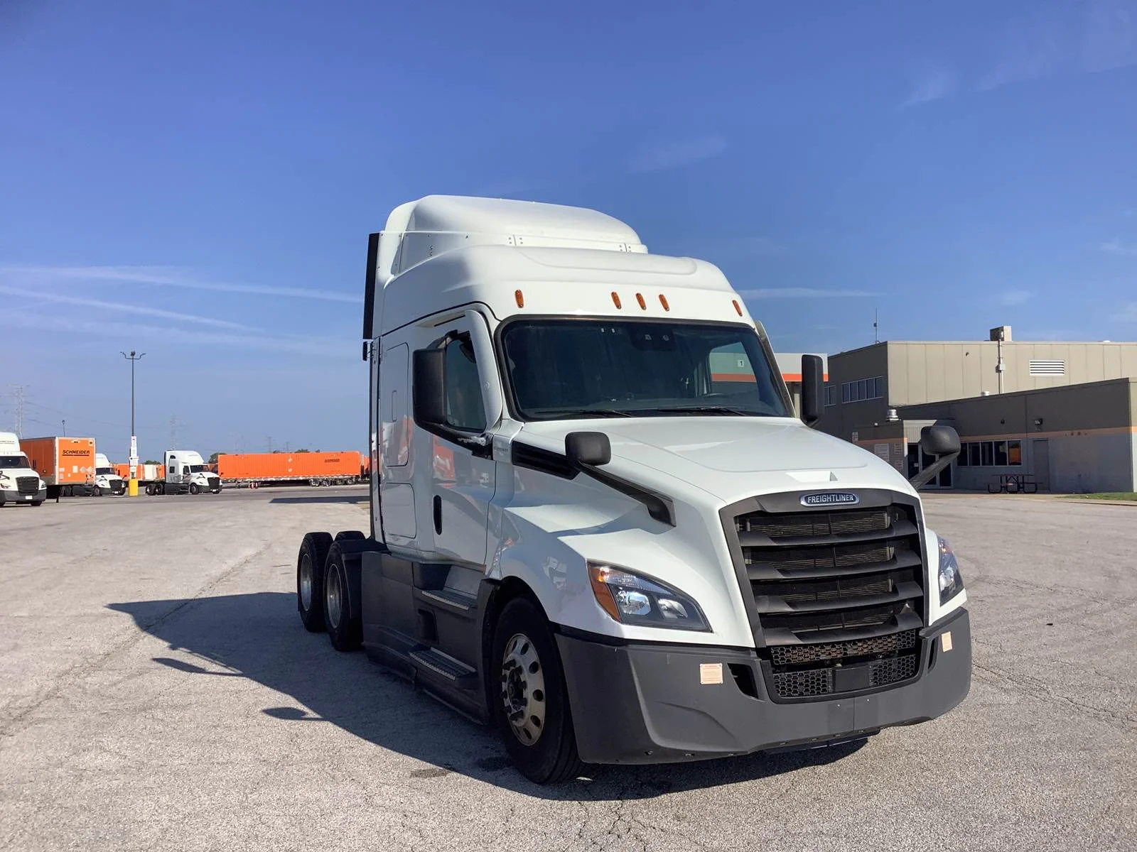 2021 Freightliner Cascadia in Edwardsville, IL
