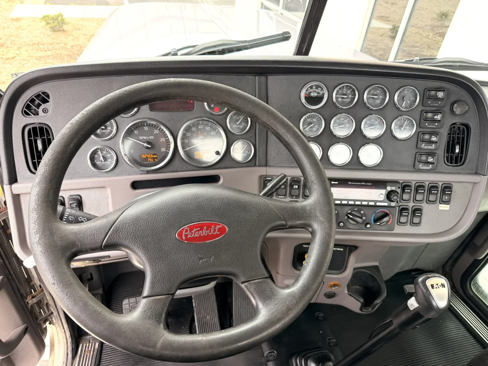 2016 Peterbilt 389 in Greer, SC — photo 16