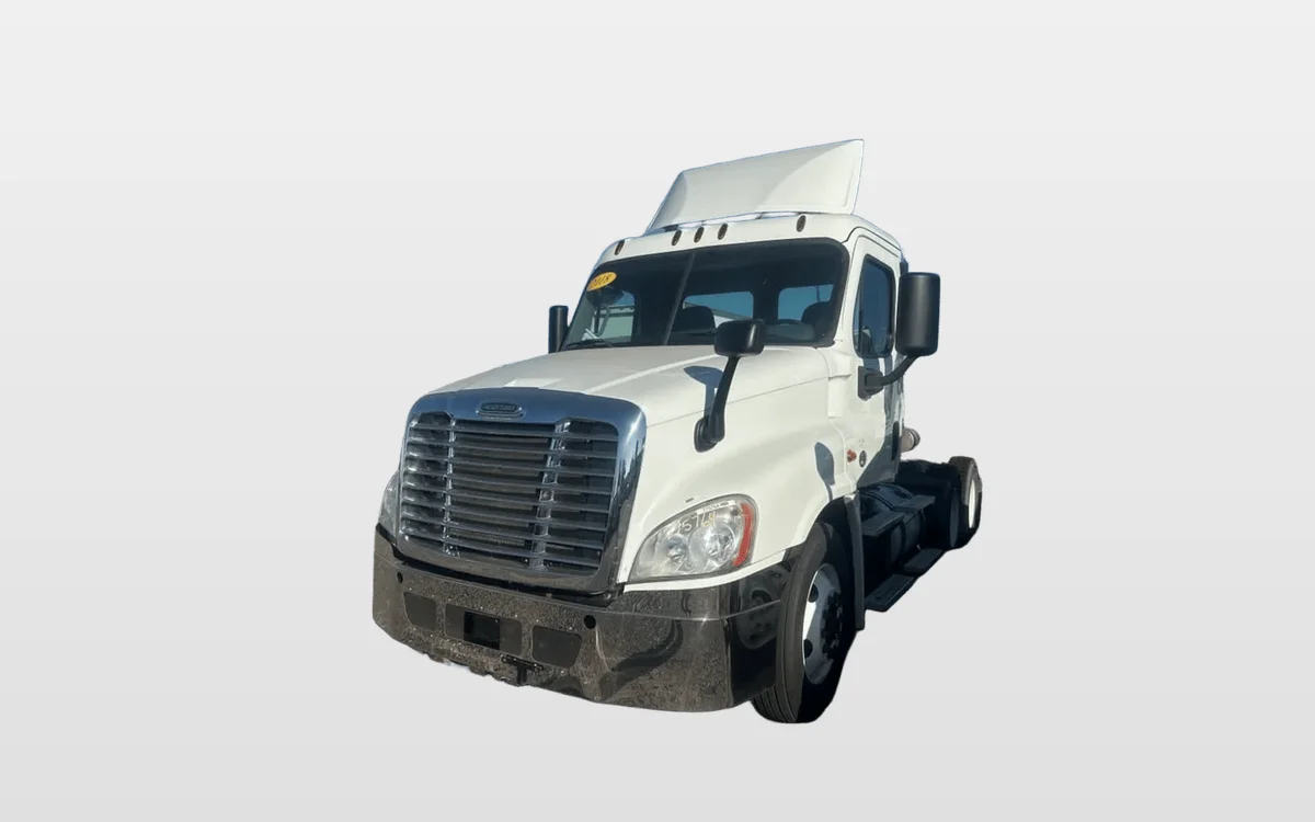 2018 Freightliner - image 1