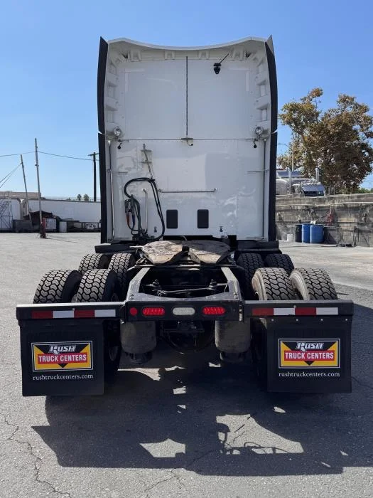 2021 Peterbilt 579 - image 7