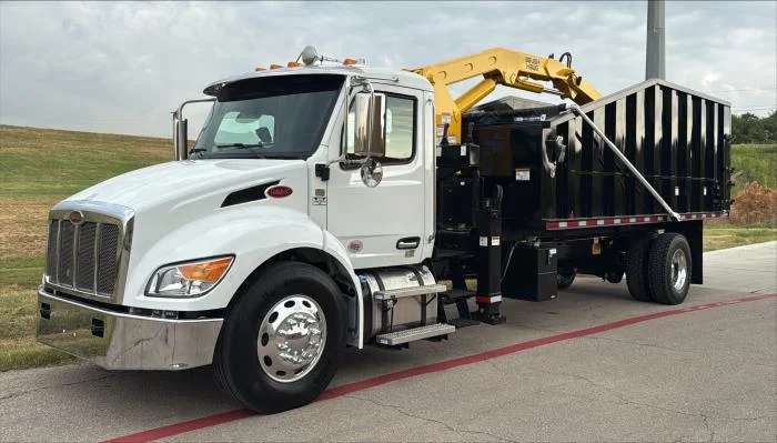 2025 Peterbilt 537 in Dallas, TX — photo 2