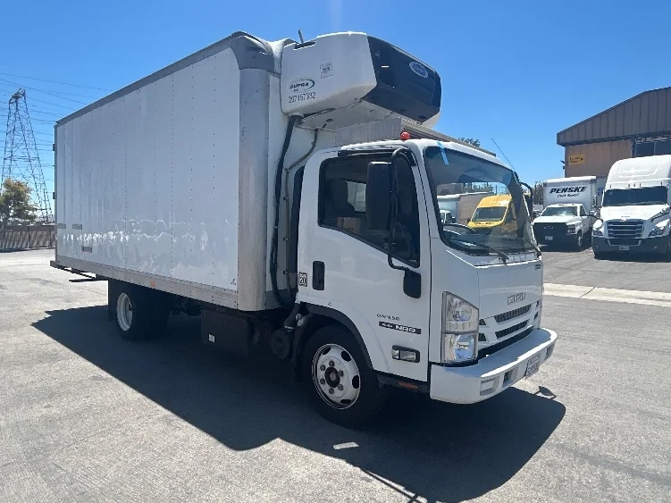 2020 Isuzu NRR