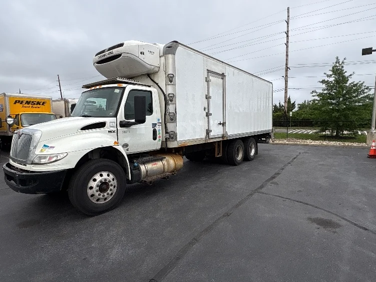 2020 International MV in West Babylon, NY — photo 3