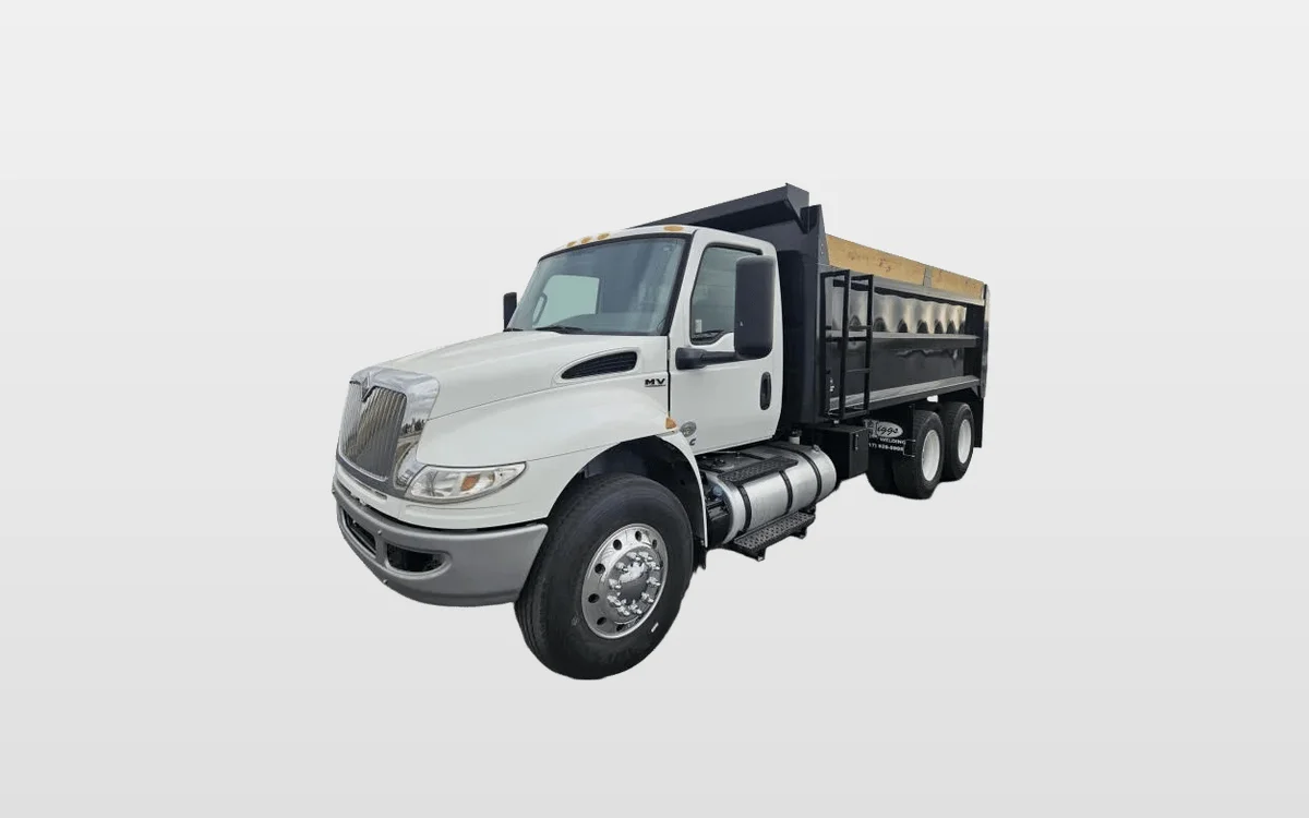 2021 International MV - image 1