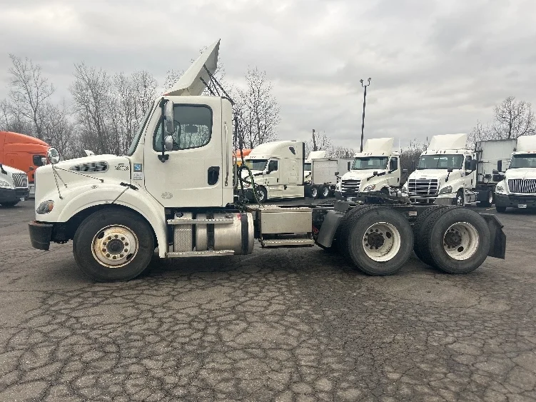 2020 Freightliner M2 112 in Akron, OH — photo 4