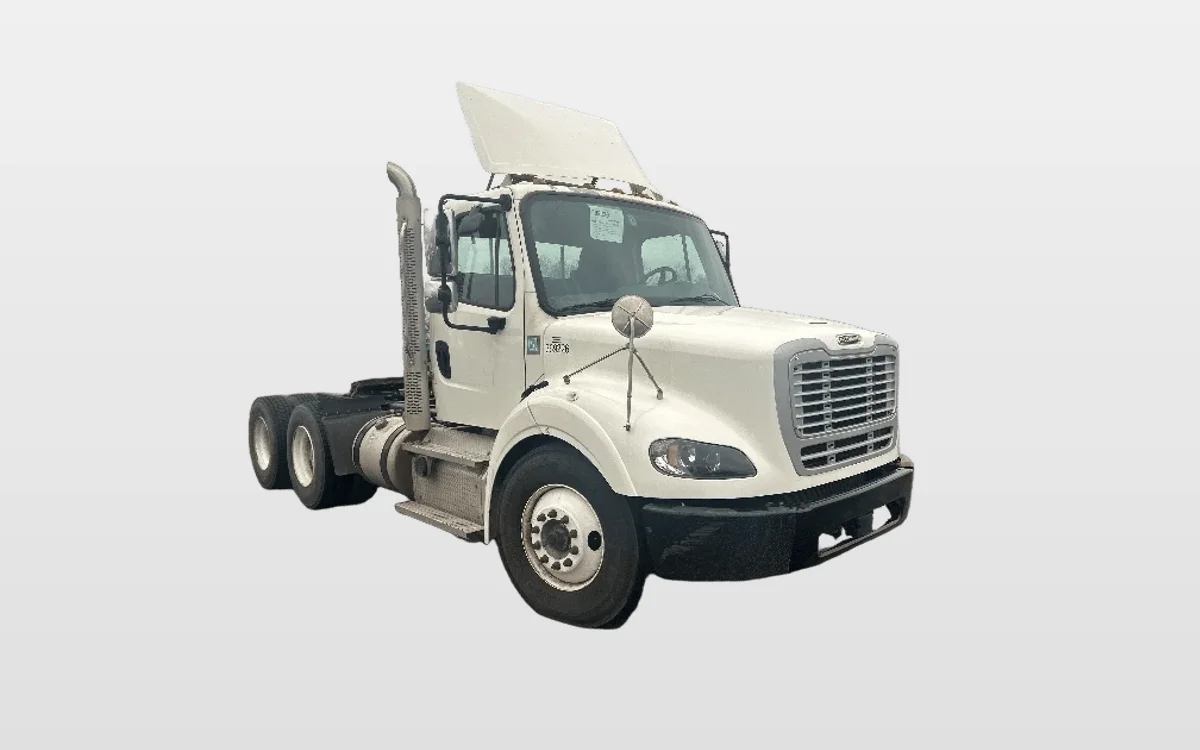 2020 Freightliner M2 112 - image 1