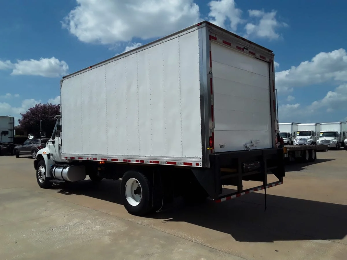 2019 International 4300 in Houston, TX — photo 6
