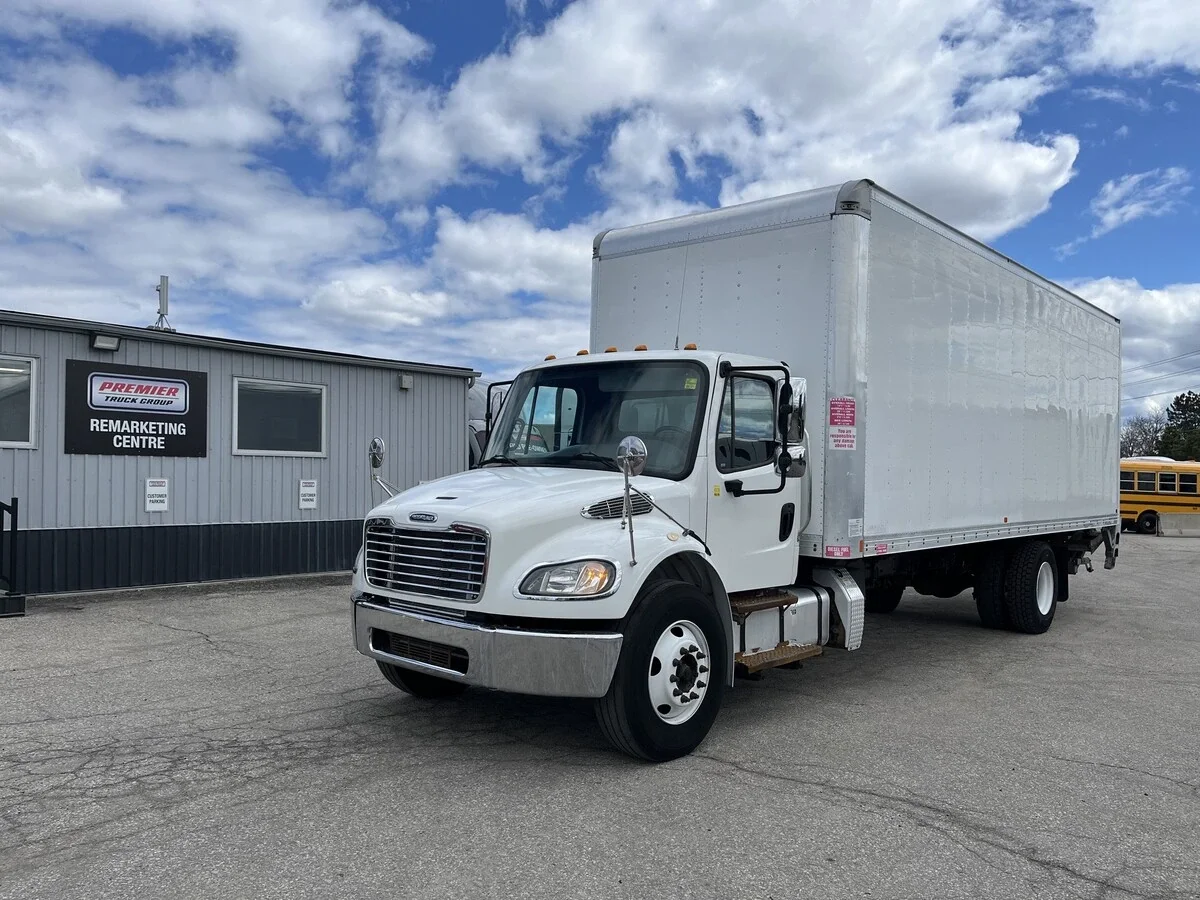 2019 Freightliner M2 106