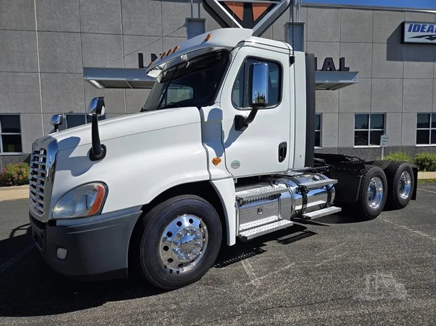 2020 Freightliner Cascadia