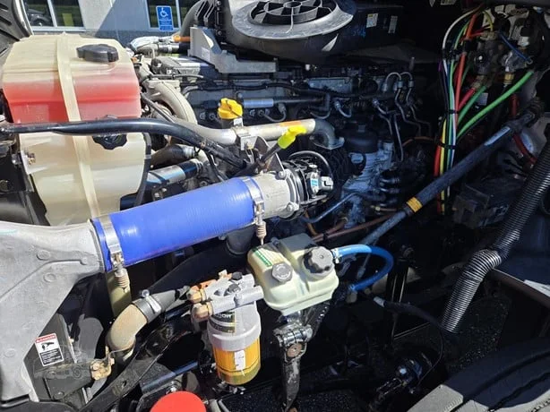 2020 Freightliner Cascadia in MN — photo 27