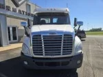 2020 Freightliner Cascadia in MN — photo 32