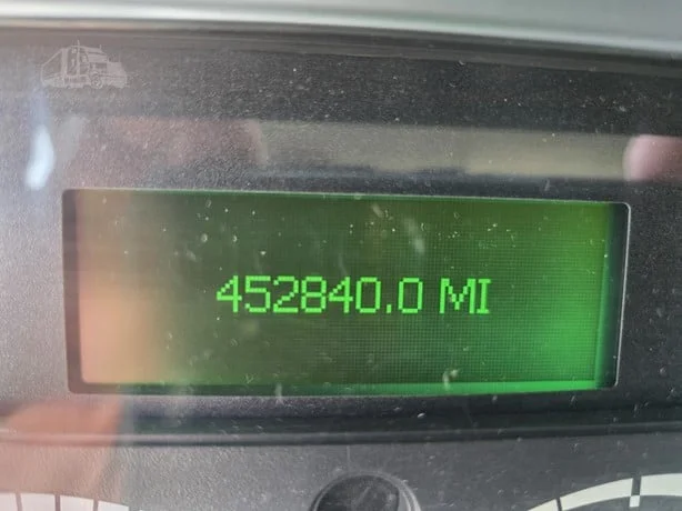 2020 Freightliner Cascadia in MN — photo 16