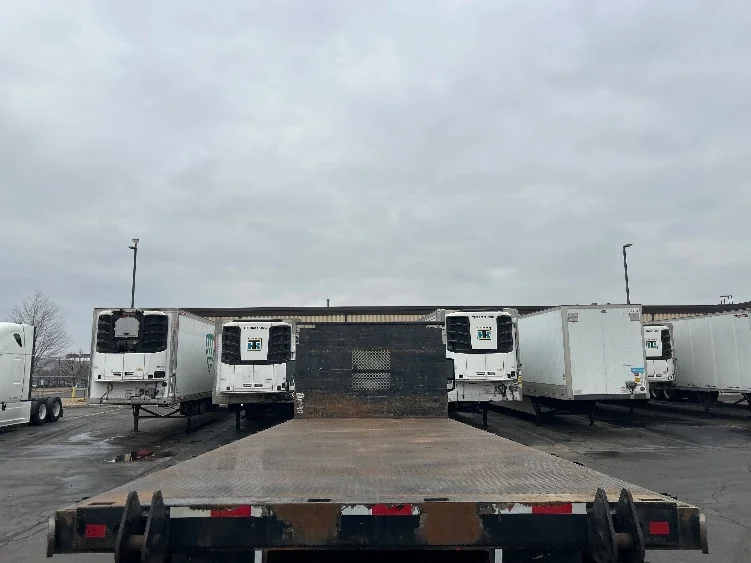 2020 International MV - image 8