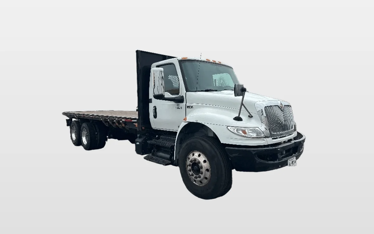 2020 International MV - image 1