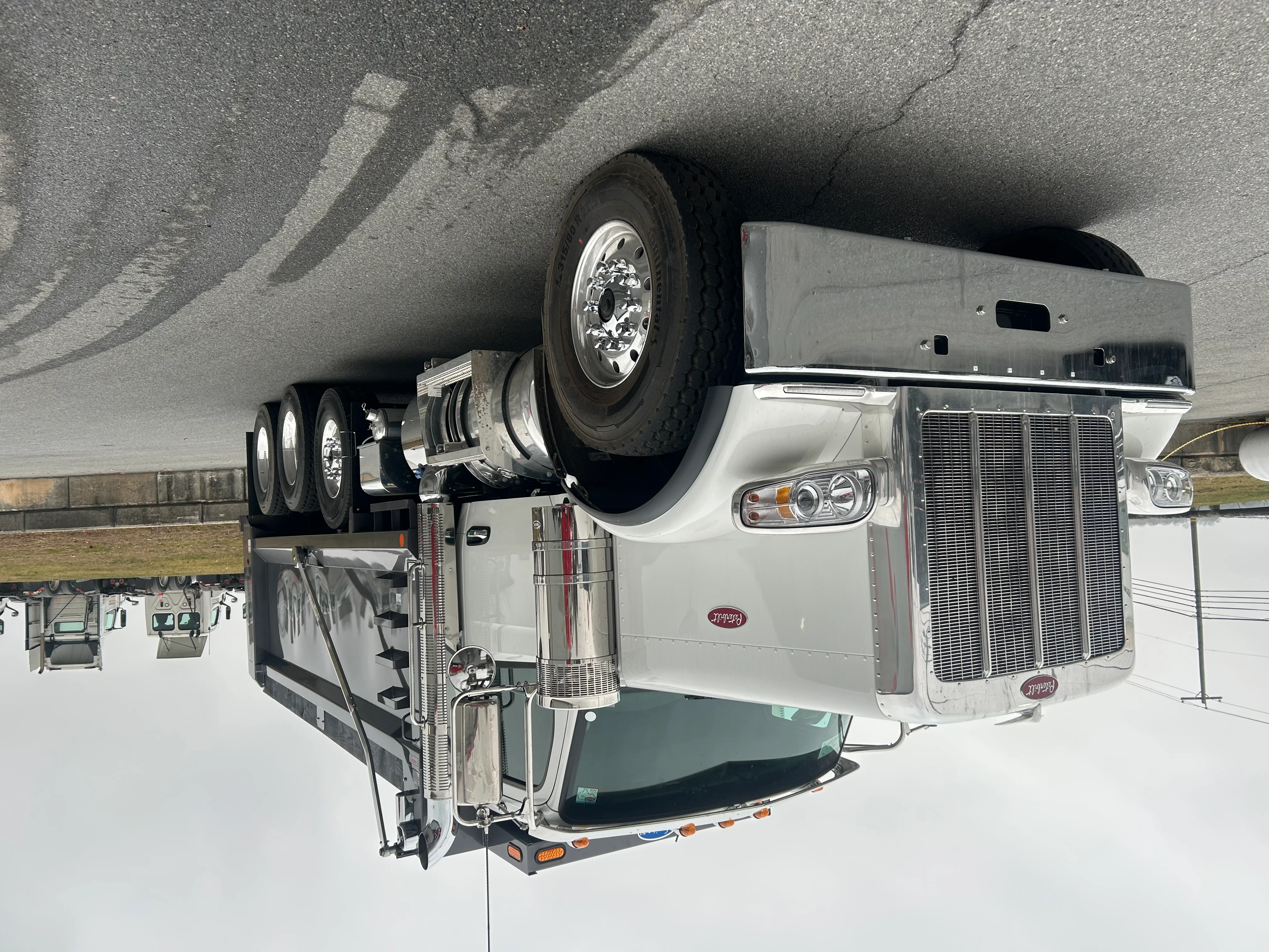2026 Peterbilt 589 in ALLENTOWN, PA
